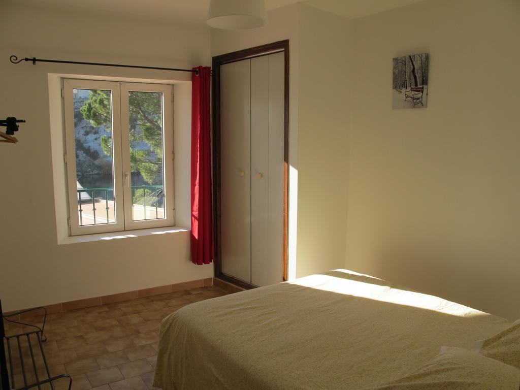 דירות Saint-Martin-dʼArdèche Cairenou Location חדר תמונה