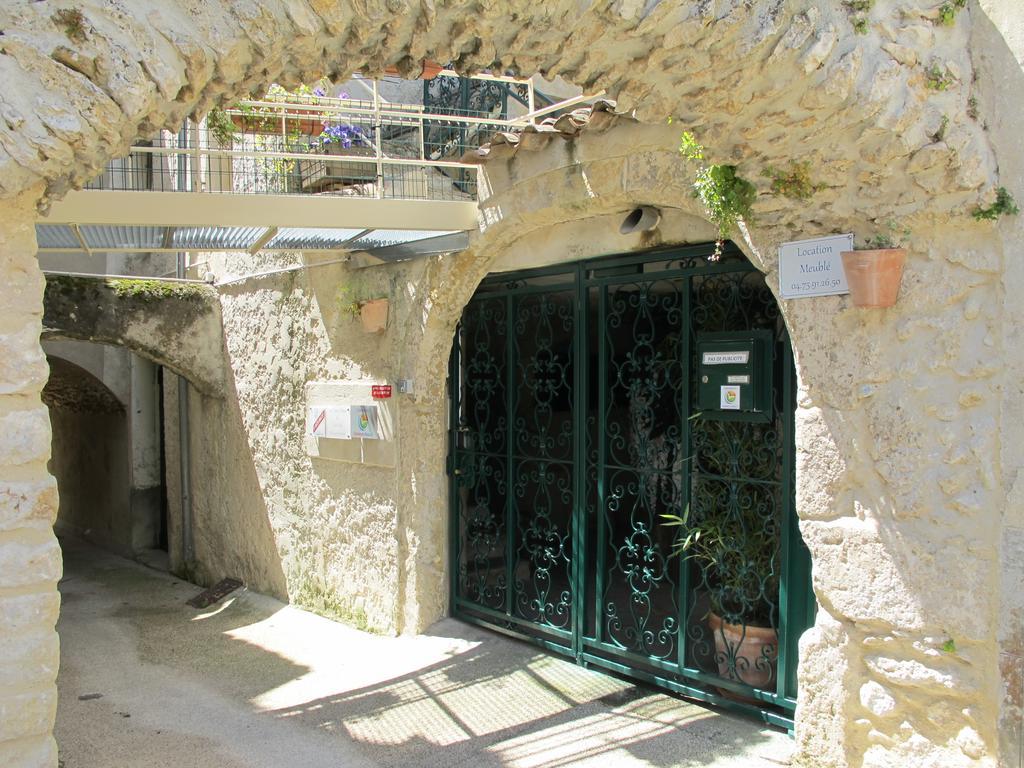 דירות Saint-Martin-dʼArdèche Cairenou Location מראה חיצוני תמונה